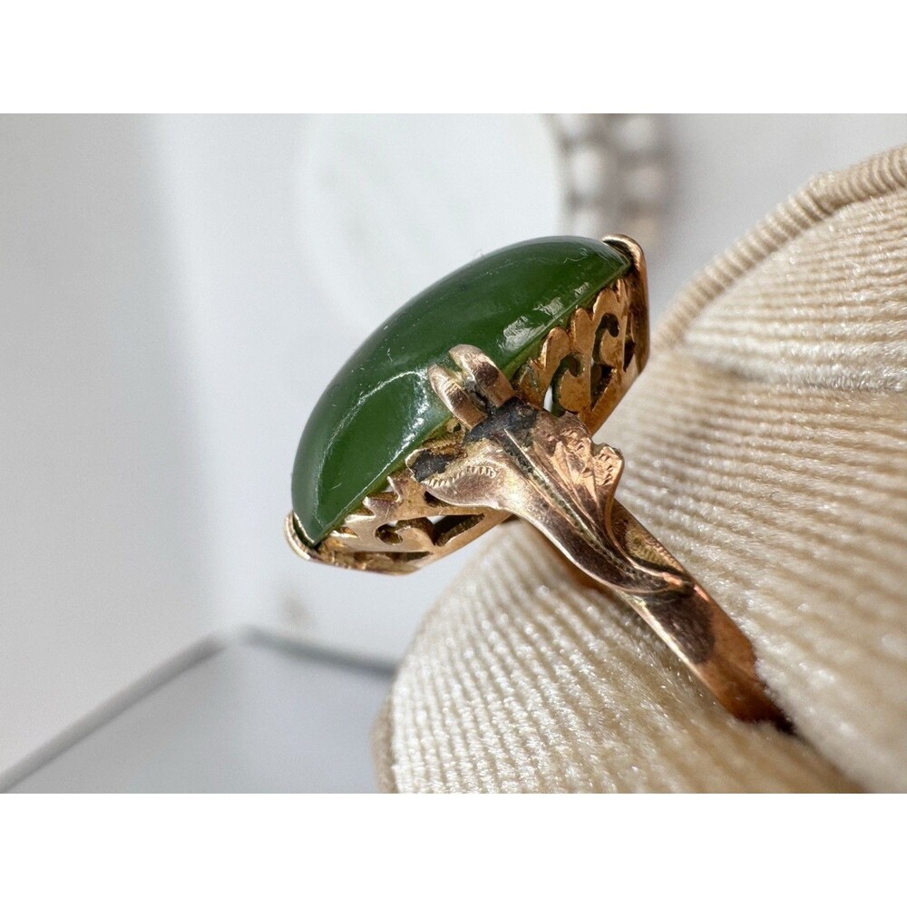 Antique Jade Stone Oval Shape 10K Rose Gold Size 5.5 Art Nouveau Ring 3.77 Grams